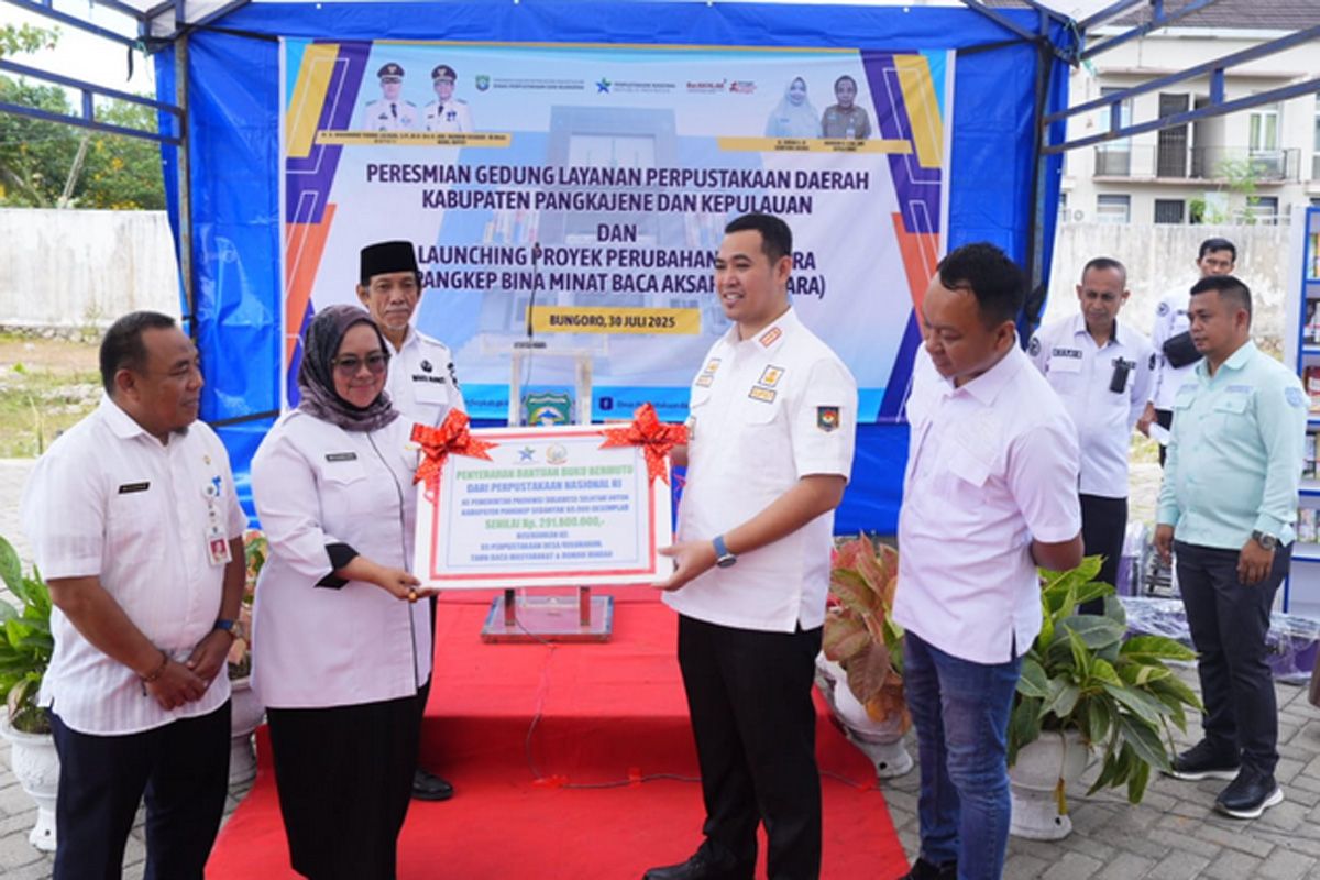 Bupati Pangkep luncurkan program literasi "Pa'bicara'