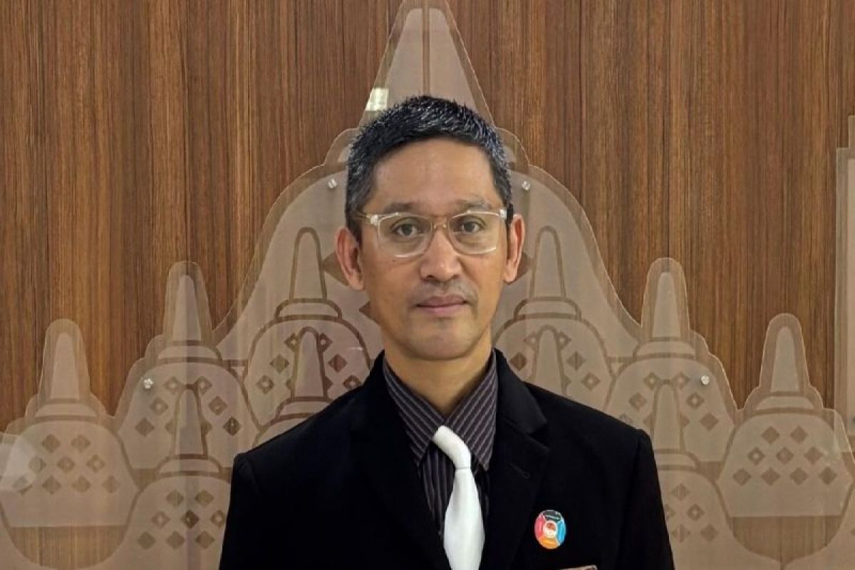 Jebakan semu media sosial dalam dunia pariwisata