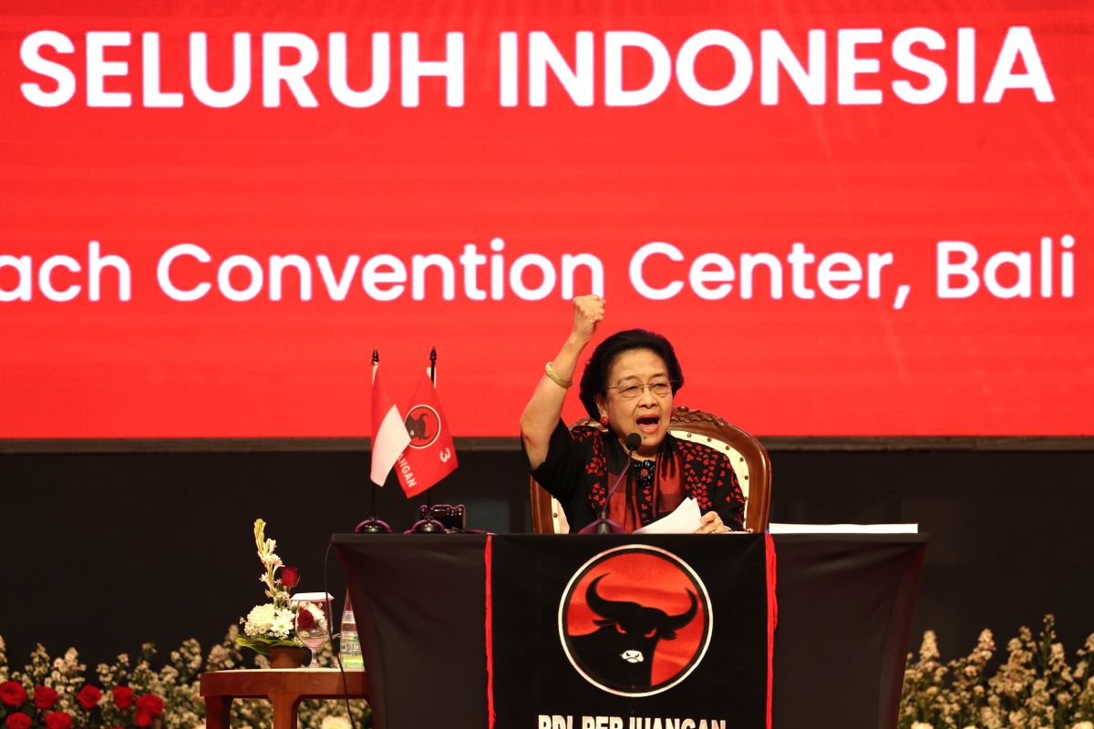 Megawati minta kader solid-patuhi keputusan partai saat Bimtek PDIP