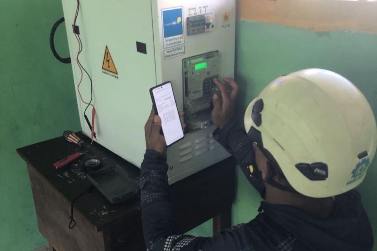 PLN UP3 Ternate dukung digitalisasi sekolah kawasan 3T