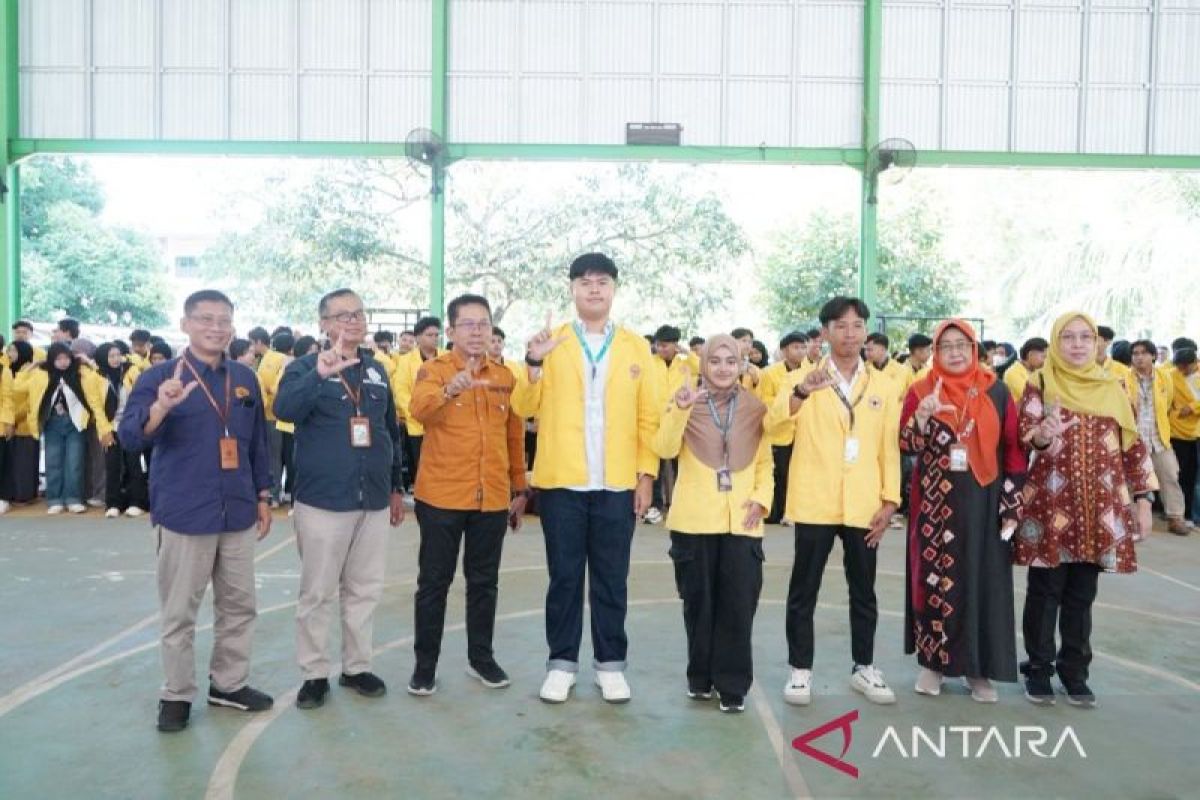 Ratusan mahasiswa ULM terlibat bangun desa lewat KKN di Tapin dan HSS
