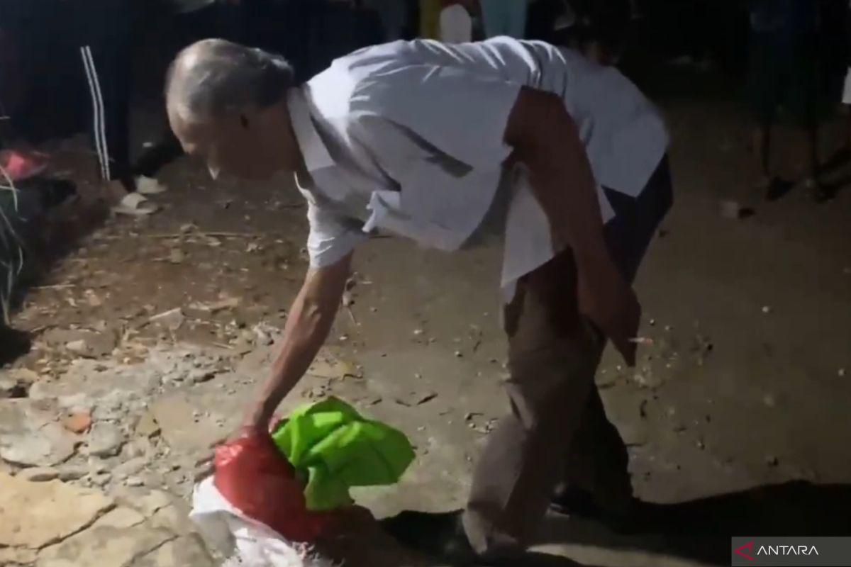 Warga temukan jasad bayi dalam karung di pohon pisang di Lubang Buaya