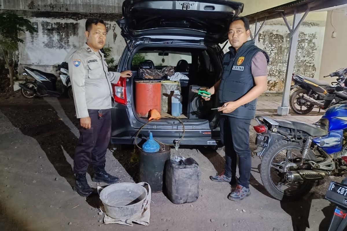 Polres Jember tangkap delapan orang diduga penimbun BBM