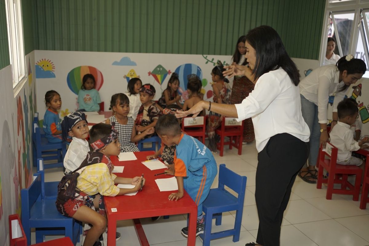 PLN bangun sekolah berbasis daur ulang plastik di Hari Anak Nasional