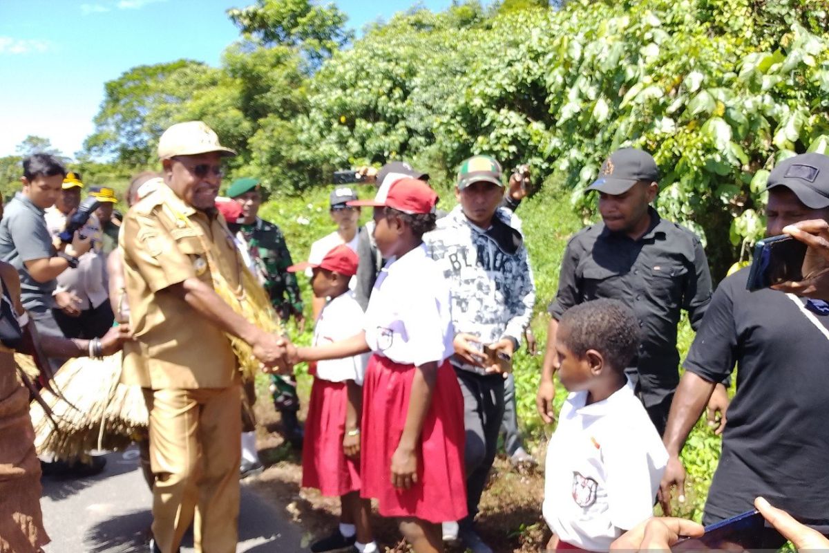 Pemkab Jayapura siapkan transportasi anak sekolah wilayah terpencil