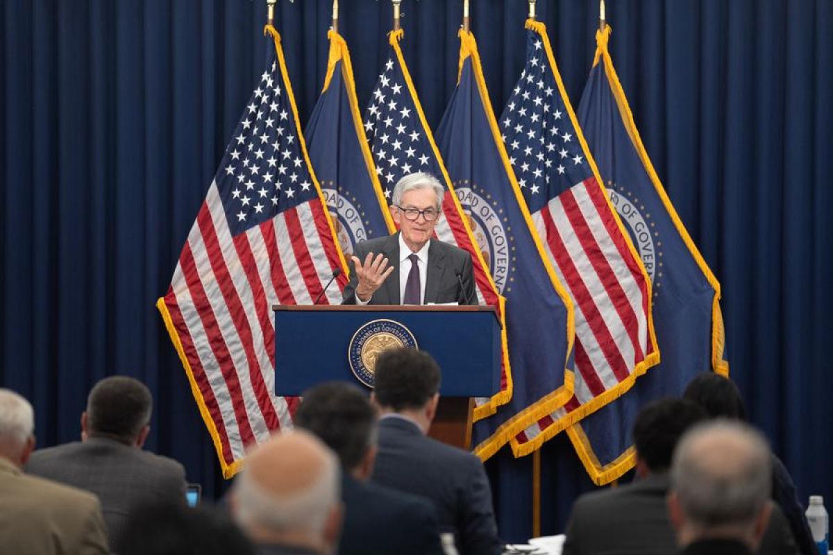 The Fed AS pertahankan suku bunga meski ada tekanan dari Trump