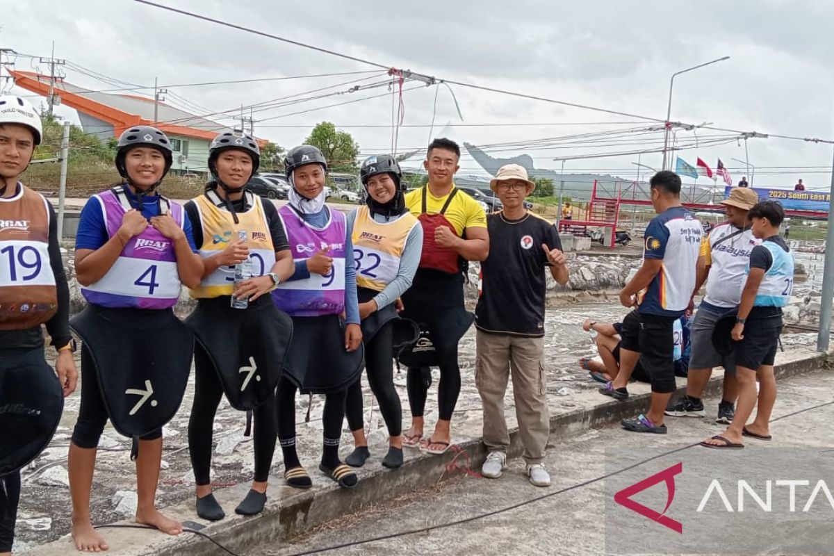 Indonesia bags three golds at SEA Canoe Championship