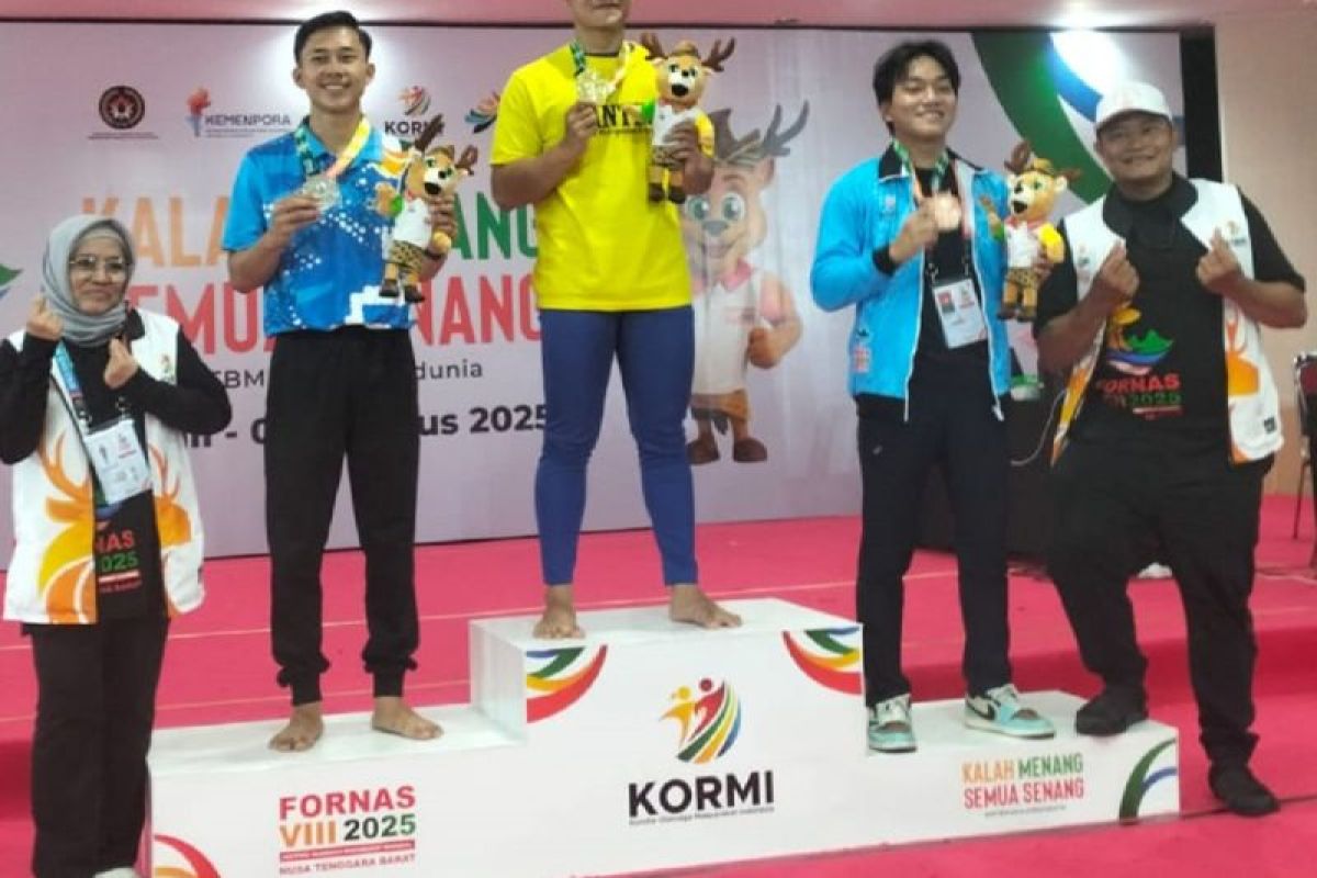 Pegiat yoga Kota Tangerang raih emas di FORNAS Lombok