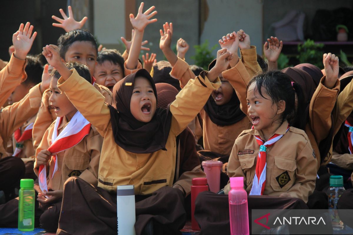Inspirasi yel-yel seru untuk lomba gerak jalan HUT RI ke-80