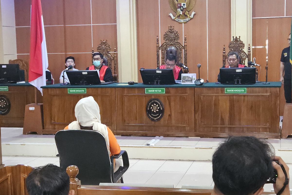Helen pengendali jaringan narkotika di Jambi divonis seumur hidup