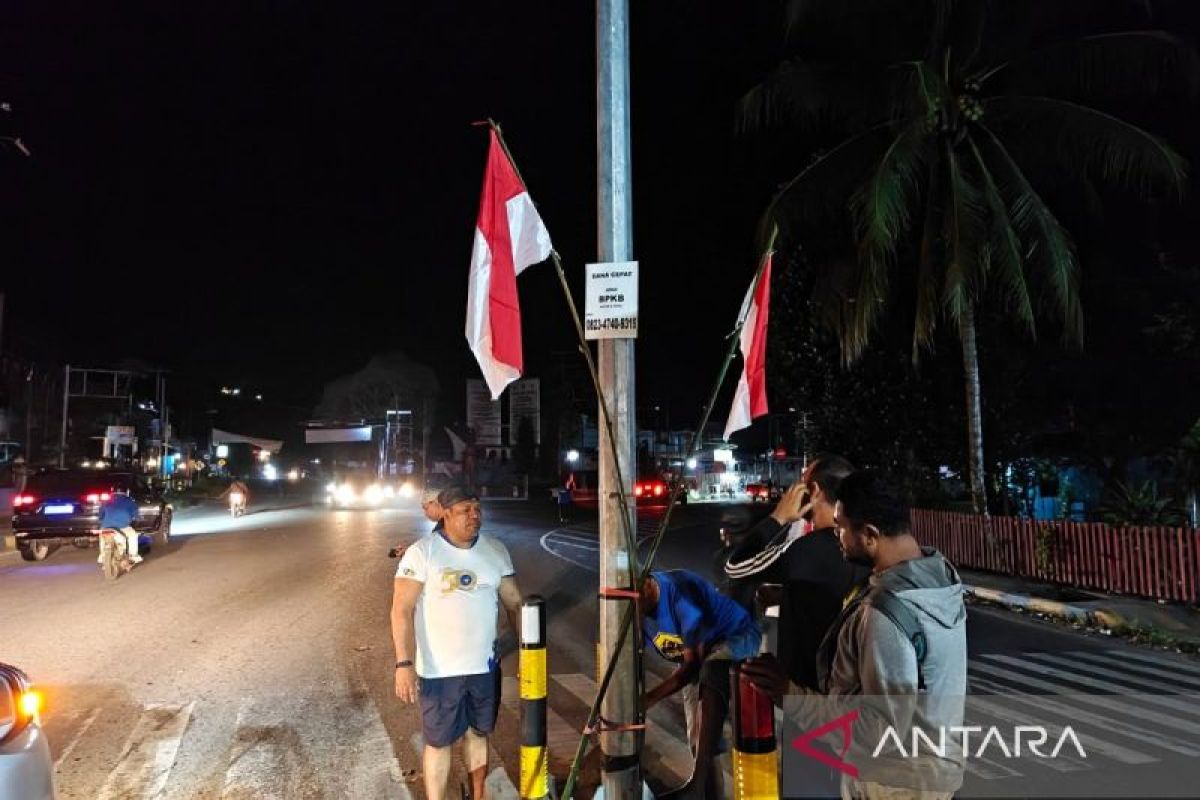 KNPI Papua Barat kibarkan 200 bendera Merah Putih di Manokwari