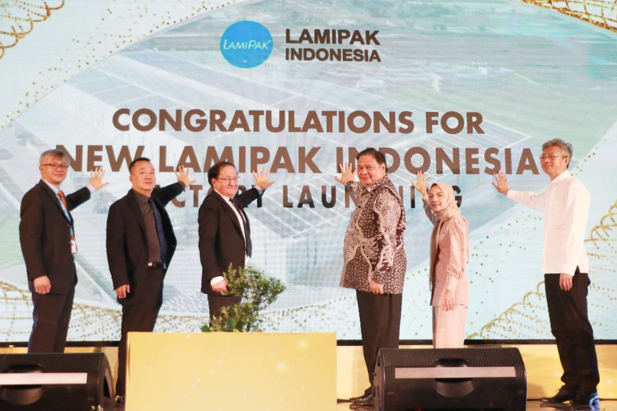 Menko Airlangga resmikan pabrik kemasan aseptik pertama di Indonesia