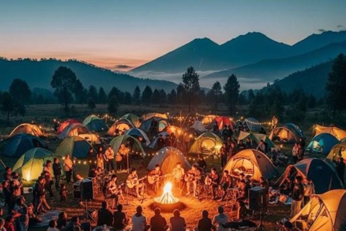Intimate Camp Rinjani Color Run 3: Yuk sewa tenda dan nikmati malam keakraban di kaki Rinjani