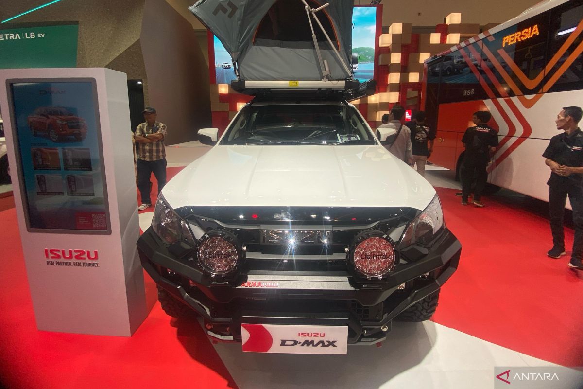 Isuzu D-Max mobil konsep alam hadir di pameran GIIAS 2025
