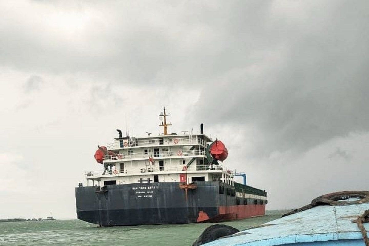 BMKG keluarkan  peringatan dini gelombang tinggi di Maluku