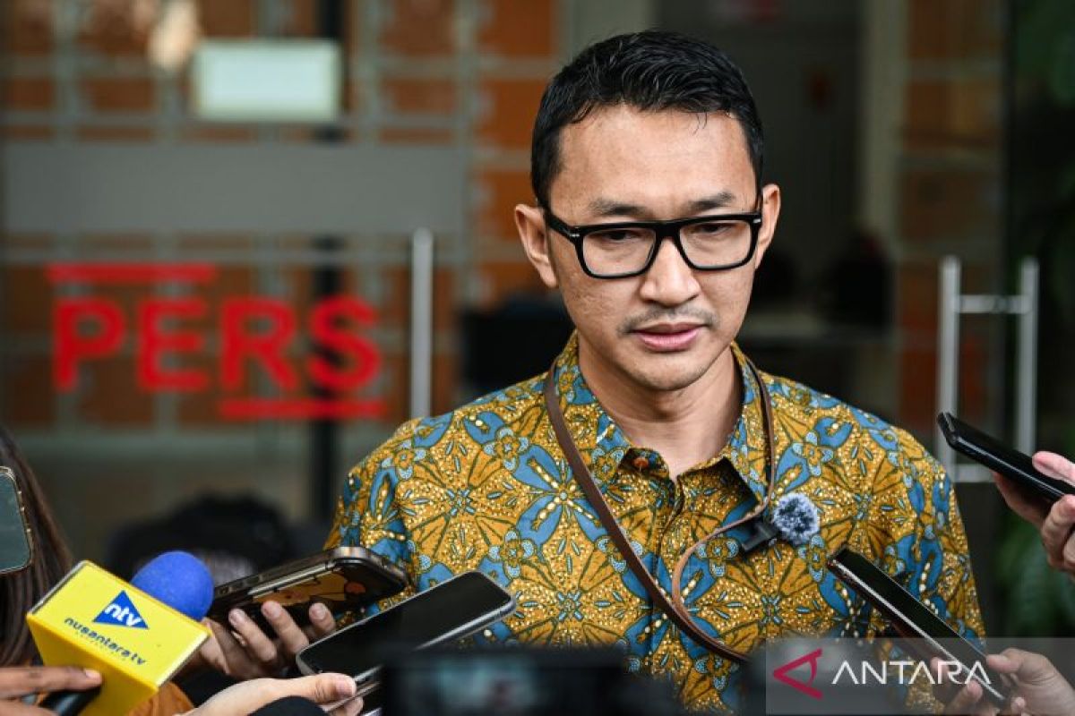 KPK panggil ASN Dinas Kesehatan Sultra dan Kolaka Timur sebagai saksi