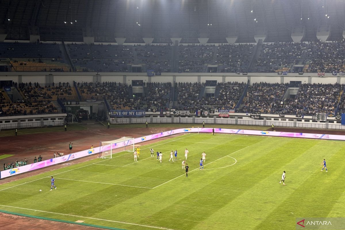 Persib Bandung petik kemenangan 1-0 pada laga persahabatan melawan WSW