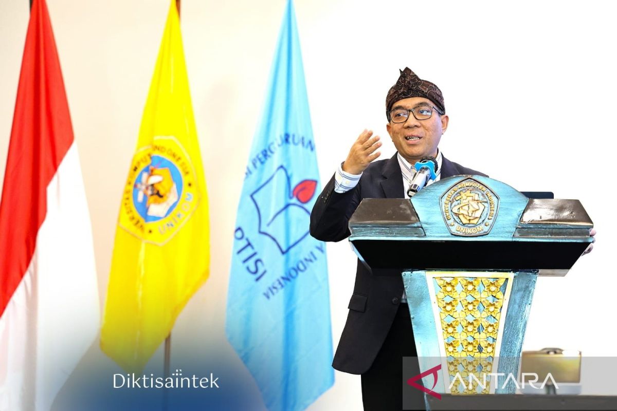 Fundamental knowledge essential to face disruptions: minister