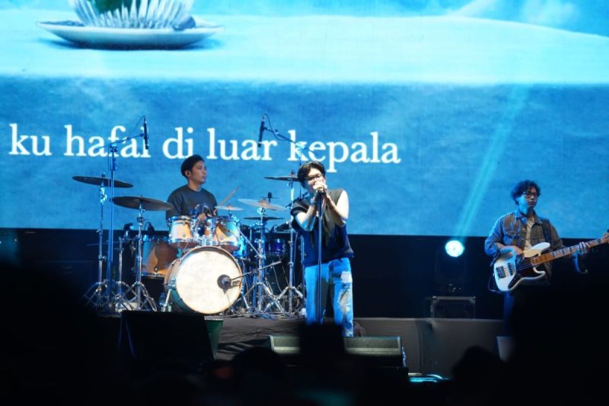 UMSurabaya sponsori konser musik Sound of Downtown 2025