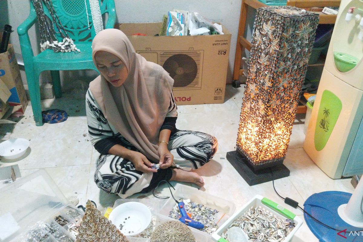 Inovasi kerang belah UMKM Kasemen sulap limbah pesisir menjadi rupiah