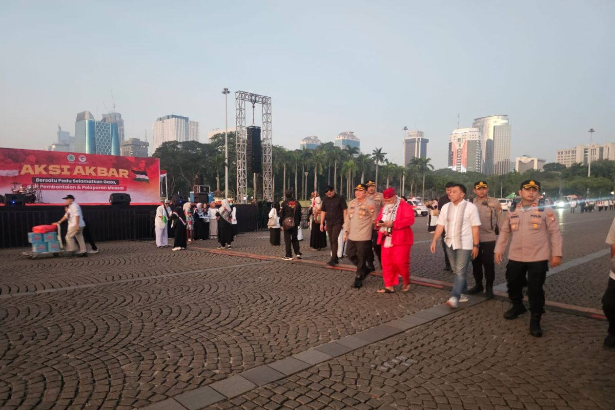 Aksi bela Palestina di Monas berlangsung damai