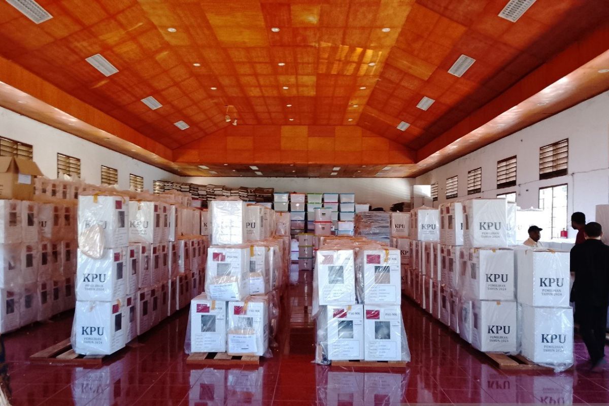 KPU Jayapura telah distribusi kotak suara ke-12 distrik