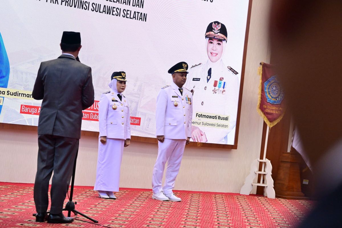 Gubernur Sulsel minta masyarakat bersatu membangun Palopo