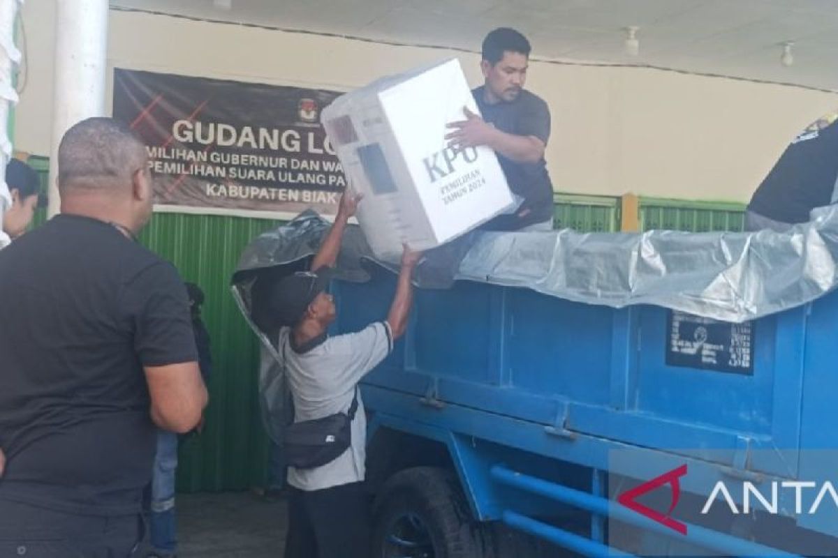 Bawaslu tingkatkan pengawasan distribusi logistik PSU Papua di Biak