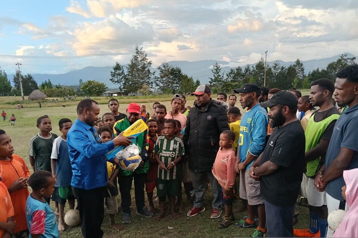 Pemkab perkuat peningkatan sarana olahraga empat distrik Jayawijaya