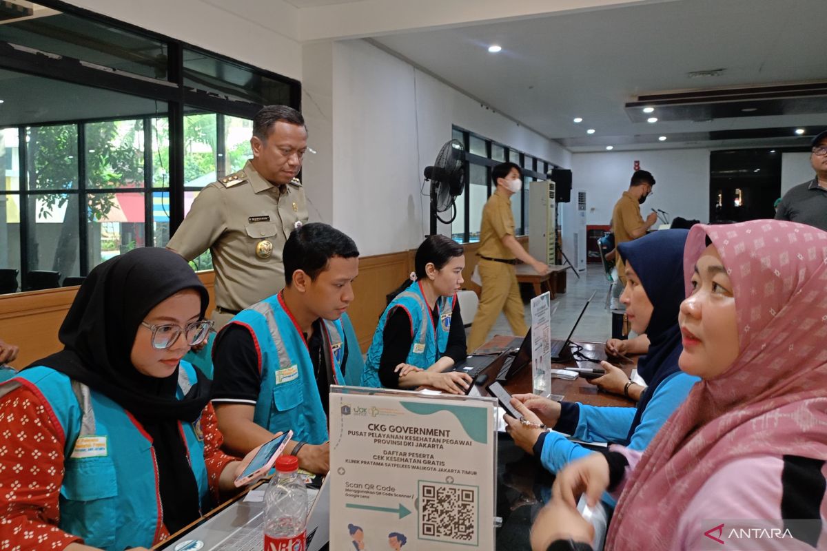 Ratusan ASN di Pemkot Jaktim jalani cek kesehatan gratis
