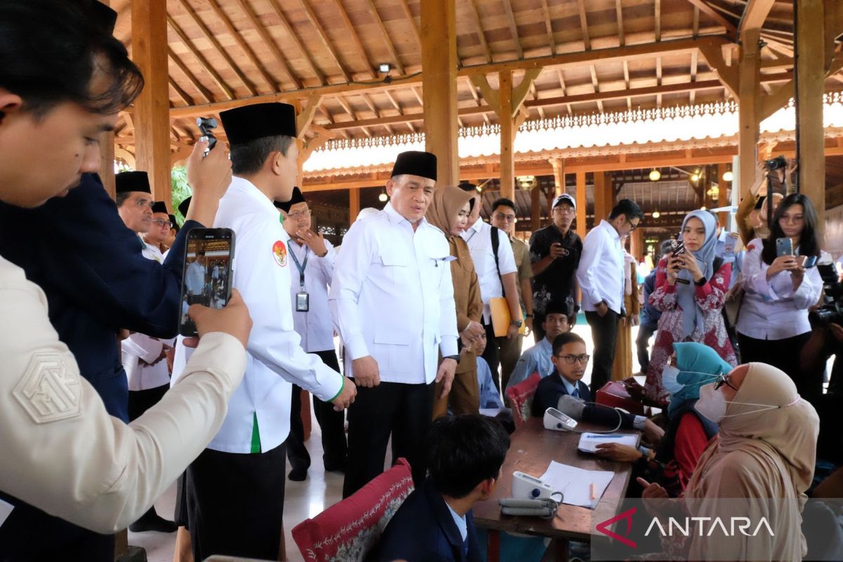 Wamenag pastikan program CKG siswa di Sidoarjo berjalan baik