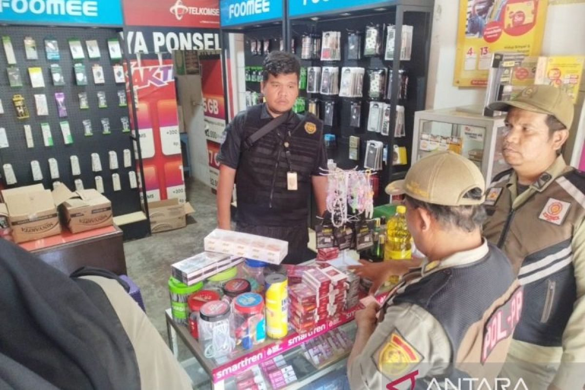 Tanpa proses Hukum, Satpol PP sikat ribuan Rokok Ilegal beredar di Padangsidimpuan
