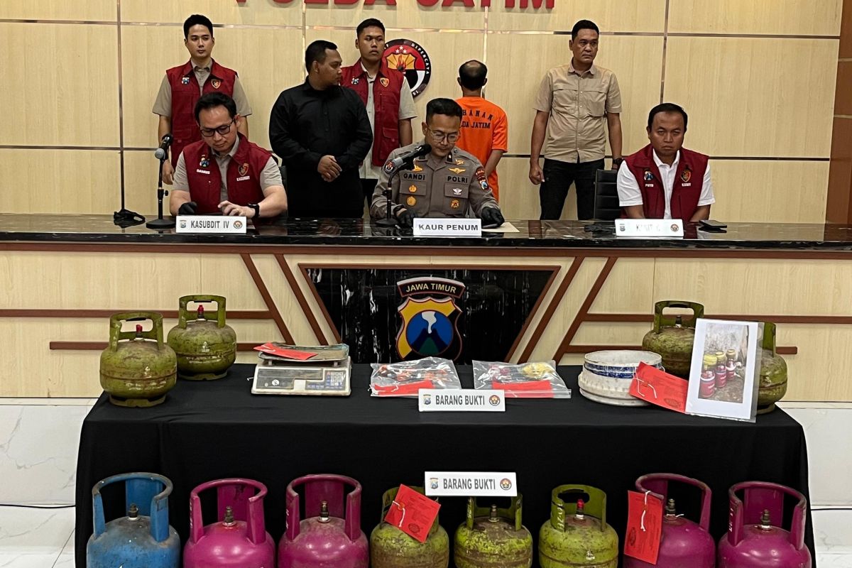 Polda Jatim tangkap warga Malang pelaku pengoplos gas subsidi