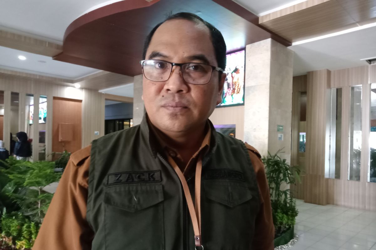 Pemkot Mataram minta masyarakat lapor jika temukan bendera One Piece