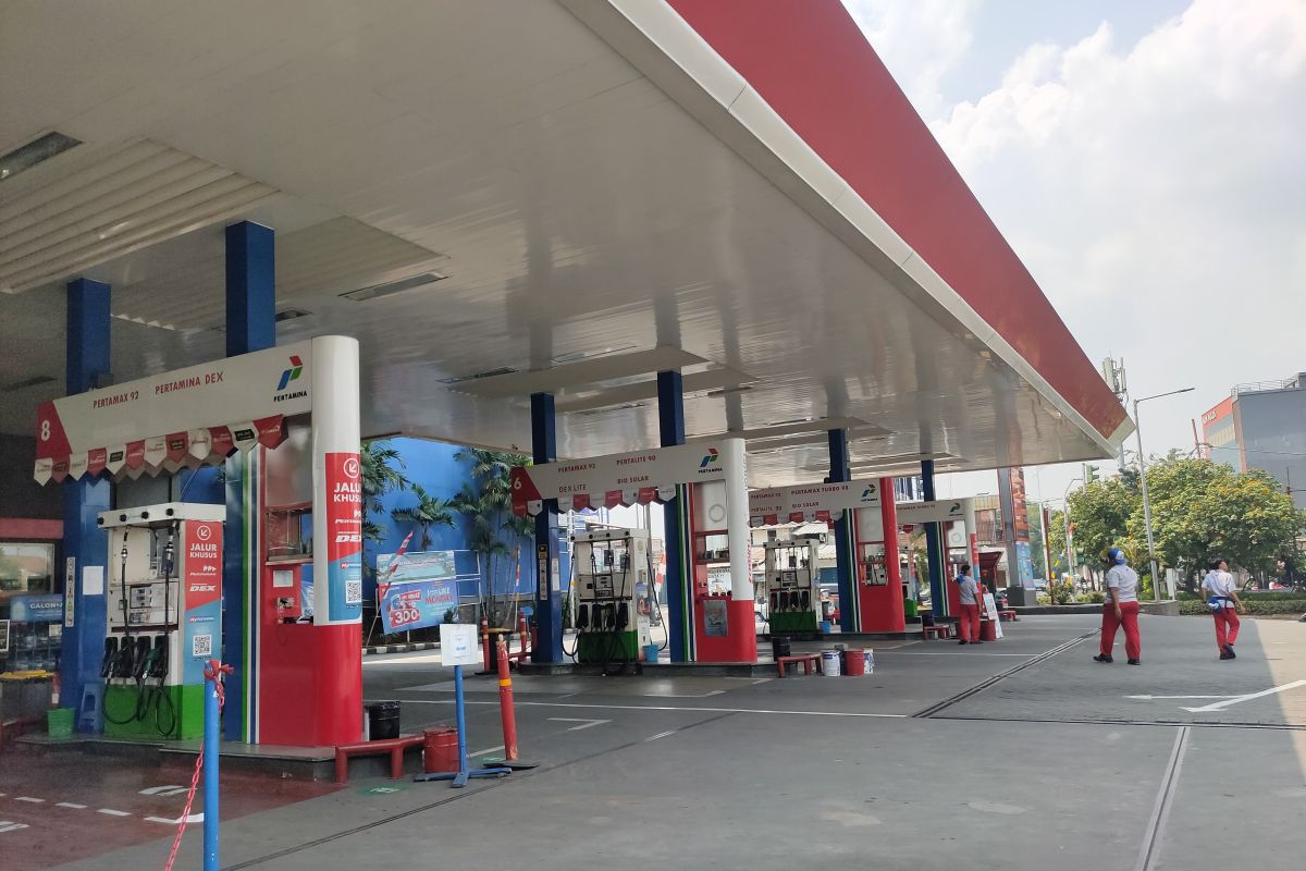 SPBU Pertamina Jakbar terpaksa buka-tutup akibat insiden solar tercampur pertalite
