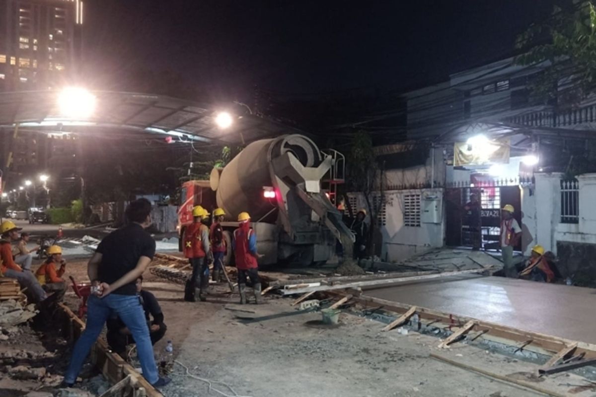 Bina Marga kebut perbaikan tiga titik ruas jalan di Jakbar