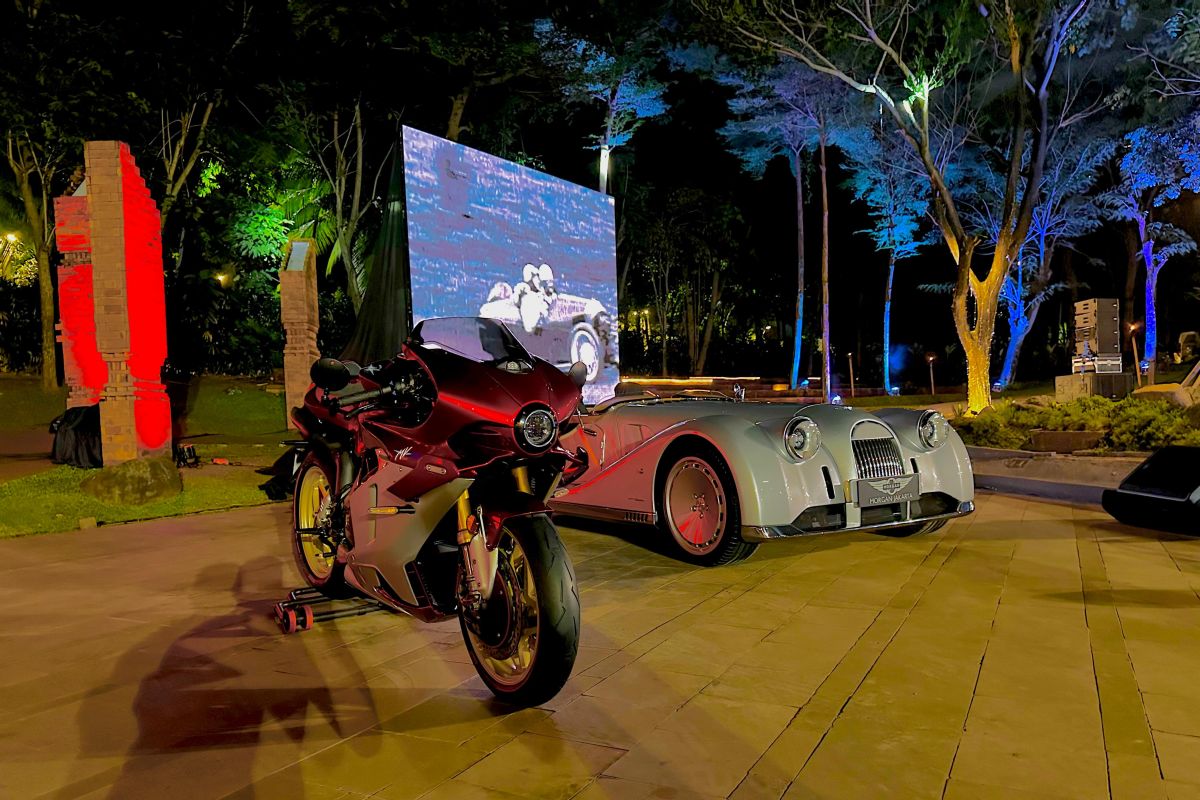 TDA Luxury hadirkan 2 kendaraan ikonik Morgan Midsummer dan MV Agusta