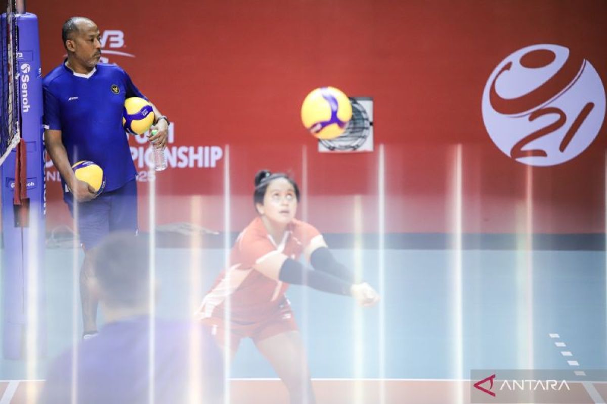 Indonesia masih merasakan tekanan di awal Kejuaraan Dunia Voli U-21