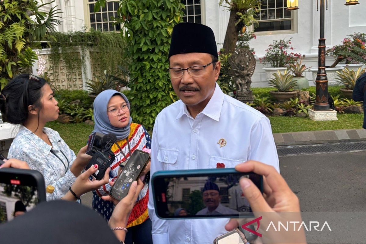 Yusuf urges Prabowo to guide Sekolah Rakyat heads, teachers