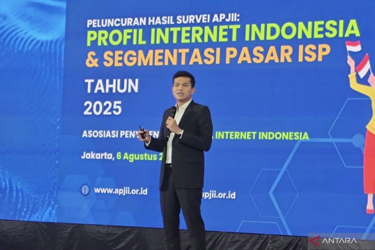 APJII catat tingkat penetrasi internet Indonesia capai 80,66 persen