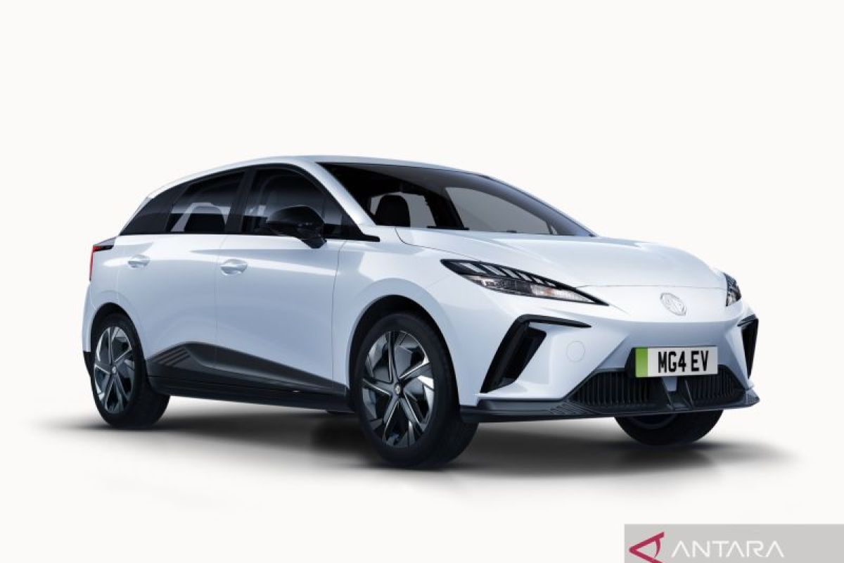 MG4 dibanderol mulai Rp165 juta dengan opsi baterai semi-solid state