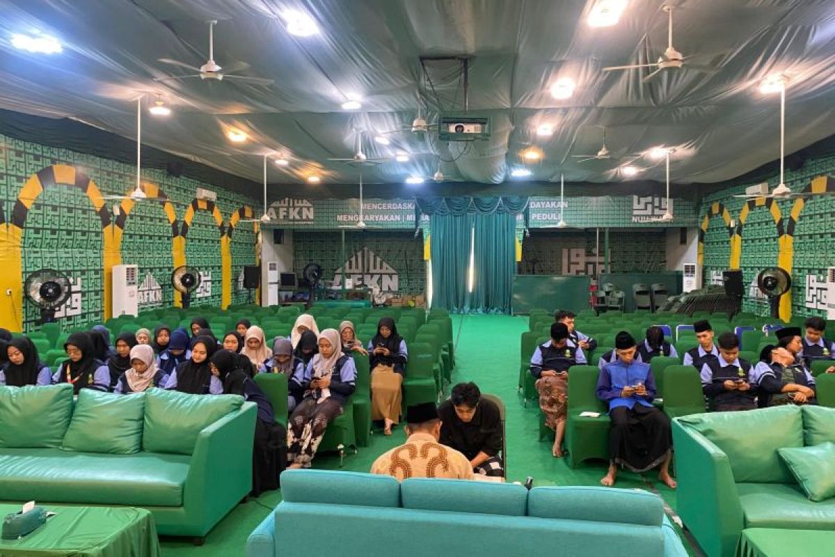 Mahasiswa KKN UIN Walisongo ikut tes standarisasi bacaan Al Quran