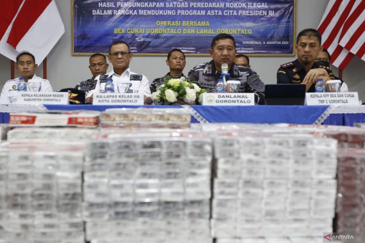 TNI AL dan Bea Cukai Gorontalo sita 100.740 batang rokok ilegal