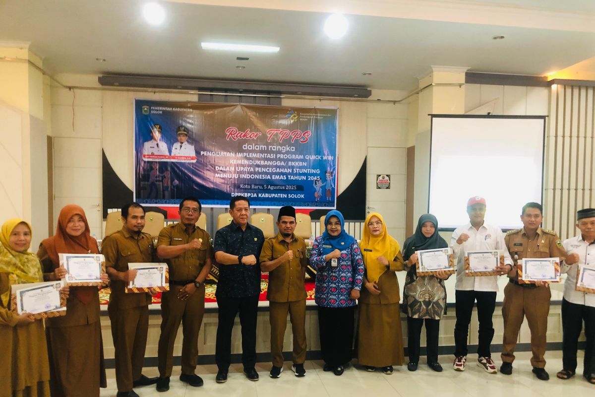 Aktif dalam Program GENTING, PT Semen Padang raih Penghargaan dari Pemkab Solok