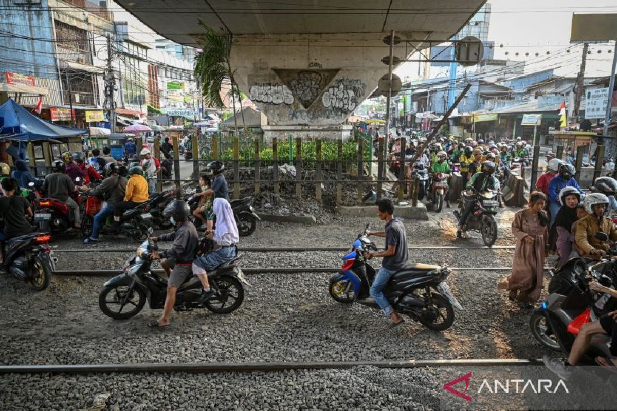 Penertiban perlintasan liar dinilai harus jadi prioritas demi keamanan