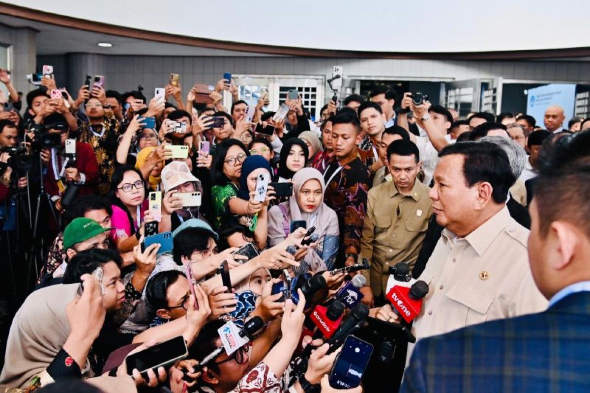 Prabowo urges modest 80th Independence Day, focus on public service
