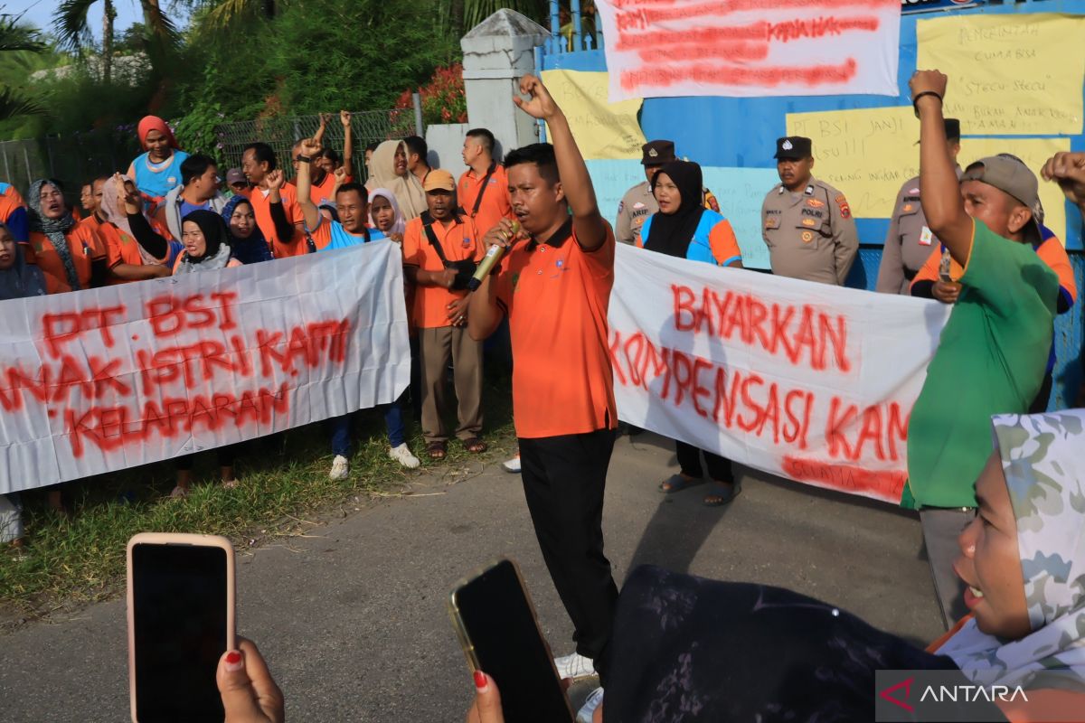 Kemenaker pastikan tempuh jalur hukum jika PT BSI langgar hak buruh