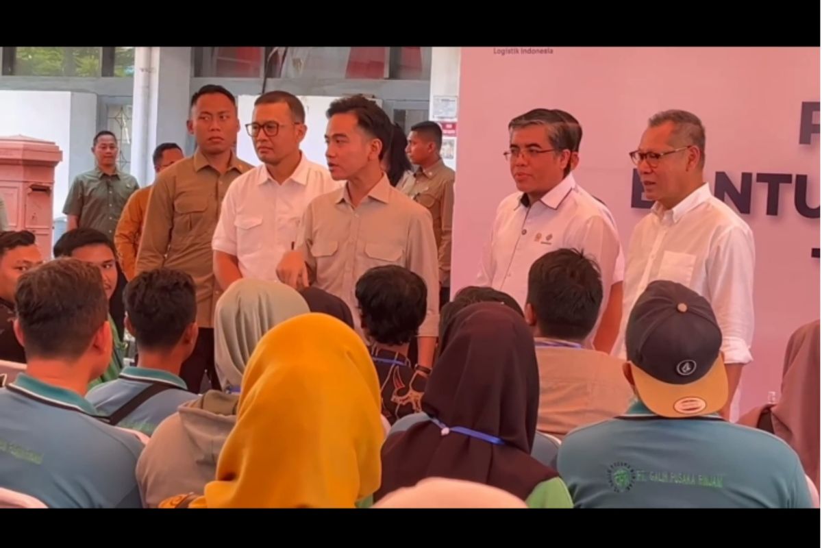 Sebanyak 13.120 pekerja di Mataram sudah terima BSU di kantor Pos