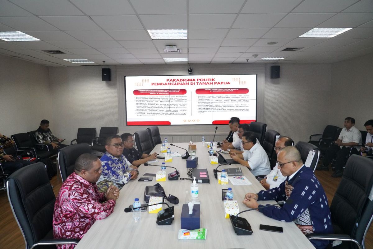 Bupati Manokwari temui Dirjen Kementerian PU bahas infrastruktur strategis