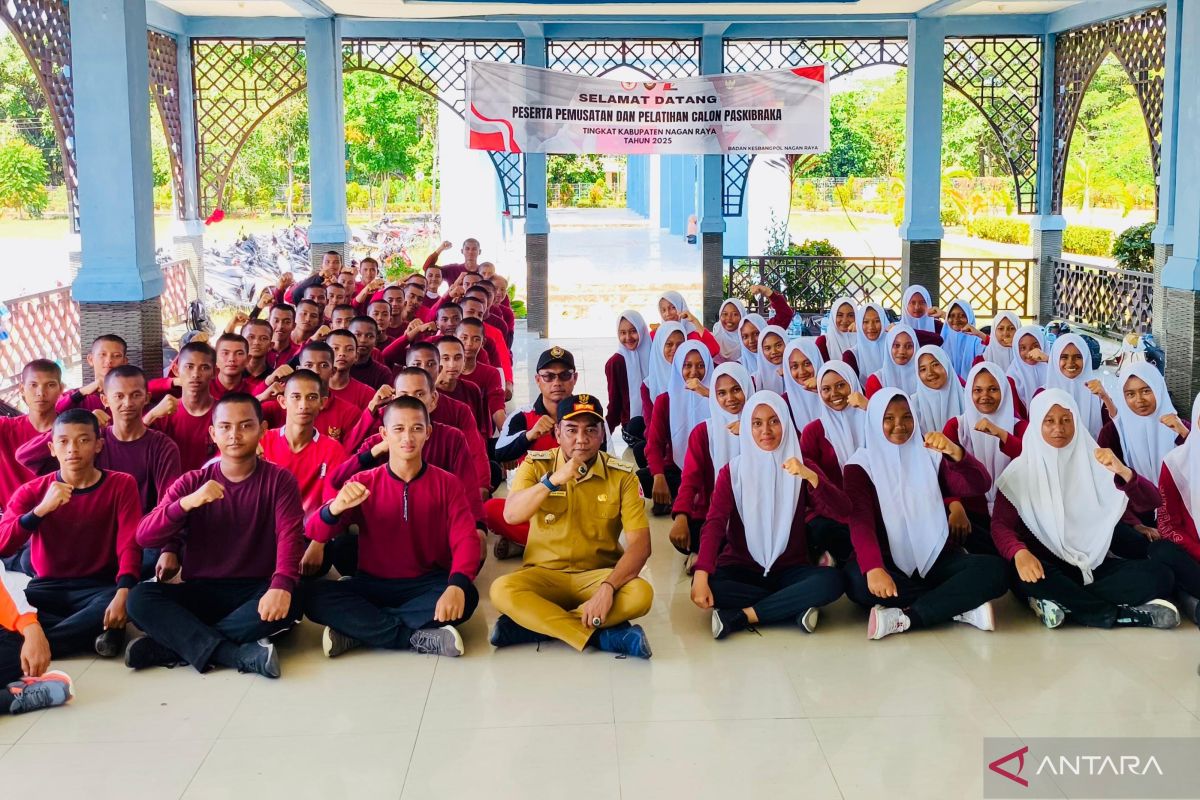 Pemkab Nagan Raya motivasi 72 anggota Paskibraka cinta tanah air